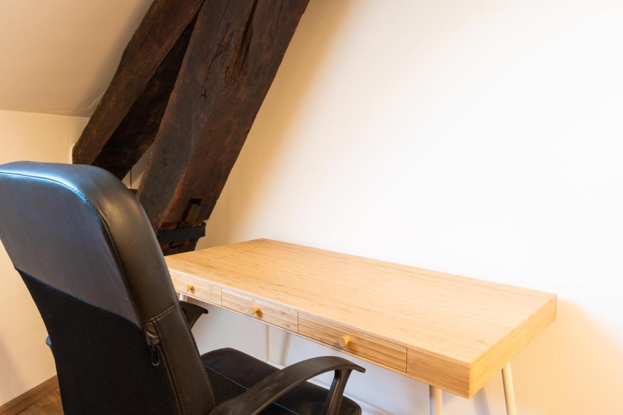 Appartement Coeur De Ville - Au Calme - Wifi - Four, Lave-Seche Linge Pau Buitenkant foto